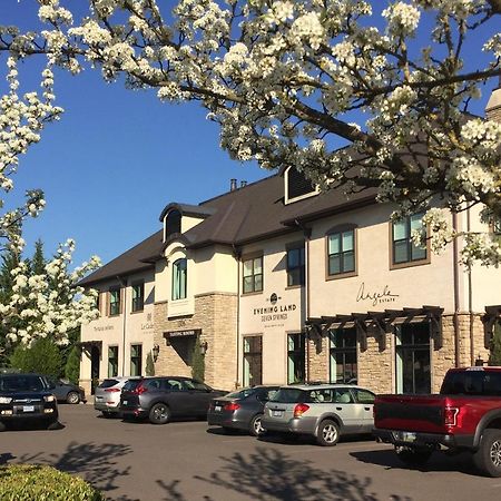 The Dundee - A Trace Hotel 外观 照片